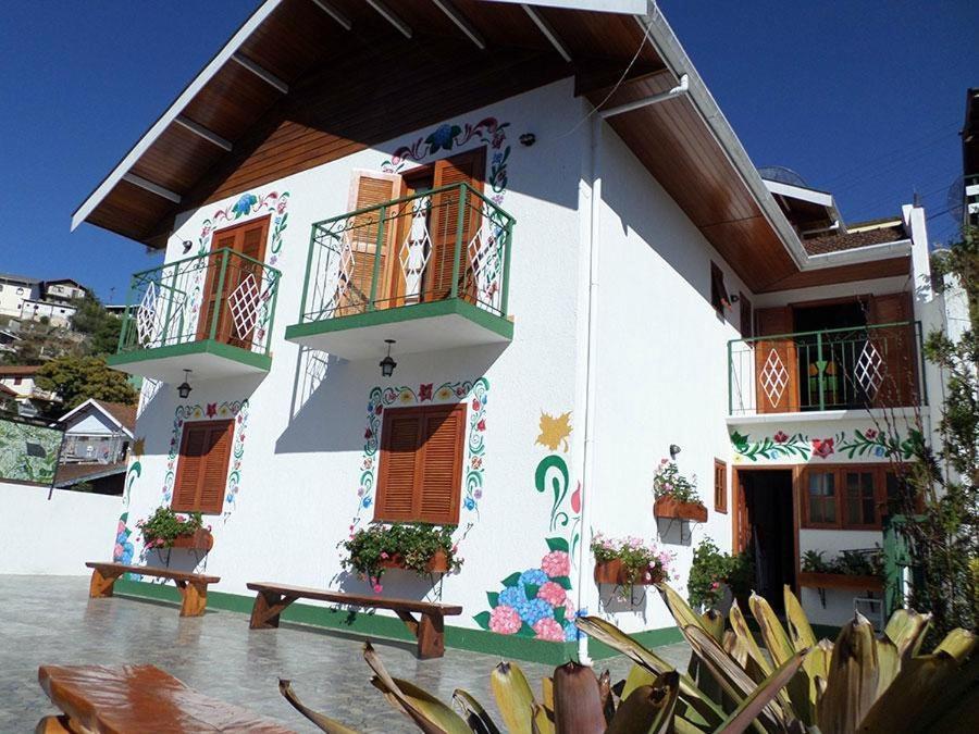 Pousada Monte Suico Campos do Jordao Exterior photo
